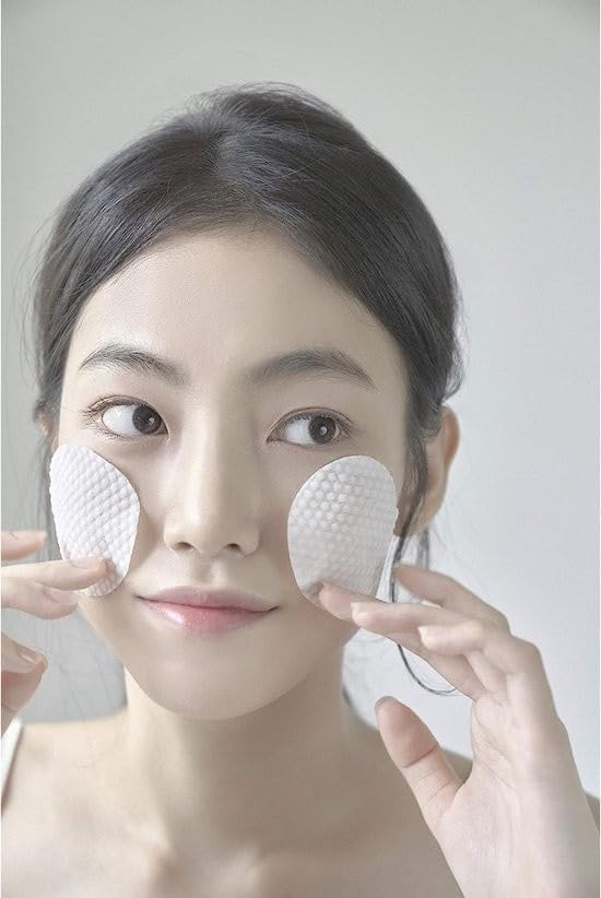 Expert Tips in Achieving Glowing Skin – A 10-Steps Guide to Glowing “Glass Skin”